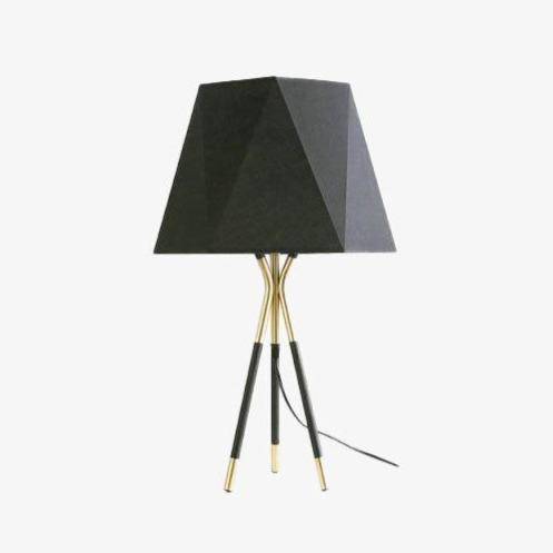 Designer LED bordslampa i metall och Loft stil triangel lampskärm Omi