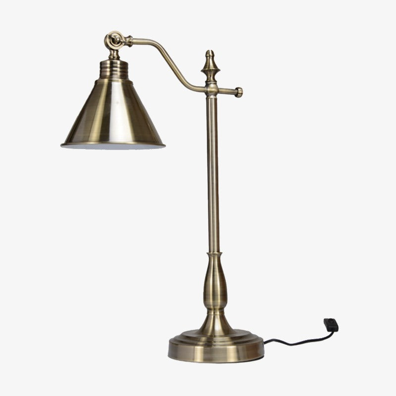 Vintage bordslampa med konisk metallskärm Nevula