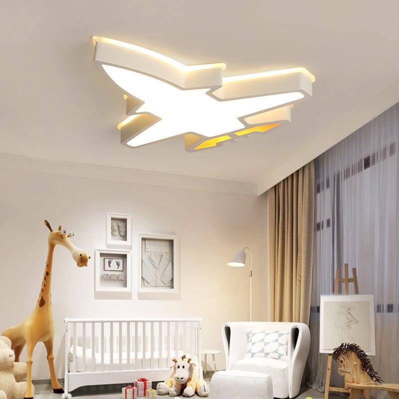 LED-taklampa för barn i form av ett plan Dreaming