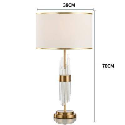 Designer LED bordslampa med gyllene skaft och vit lampskärm Luxury
