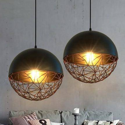 Designer LED-pendellampa med rundad metallskärm och Edison-lampa
