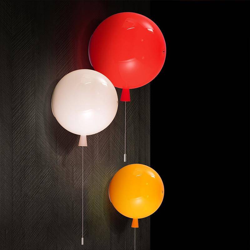Designervägglampa i form av färgglada ballonger (flera färger)
