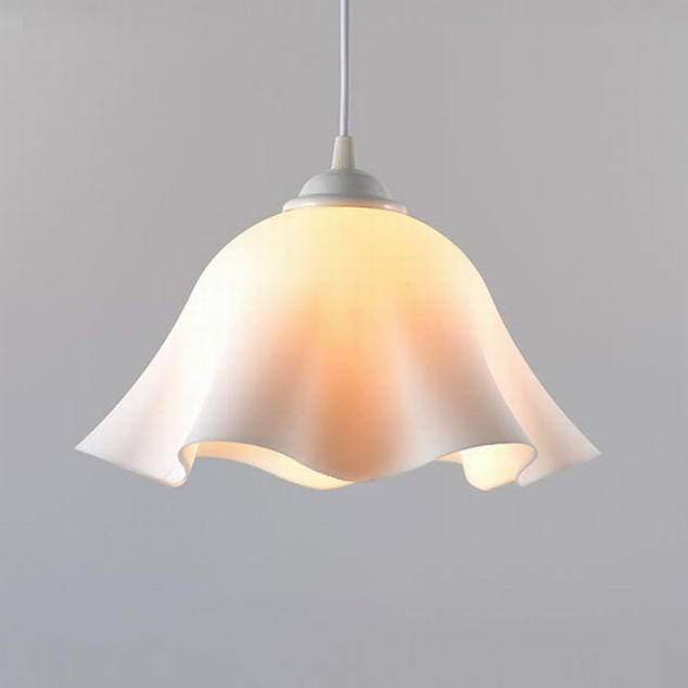 Retro LED-pendellampa med färgglad lampskärm i hängstil
